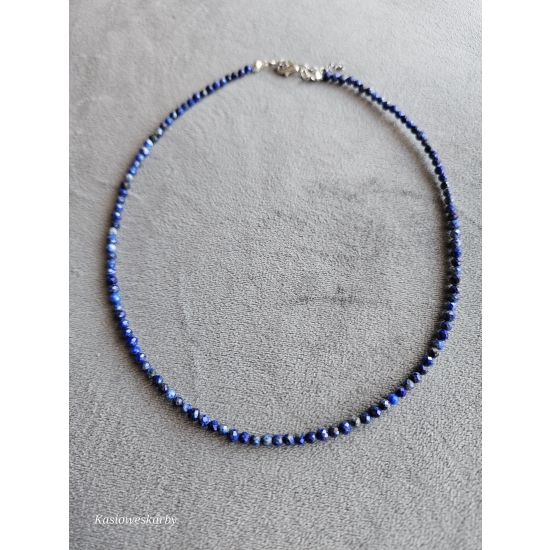 Naszyjnik z kamieni lapis lazuli